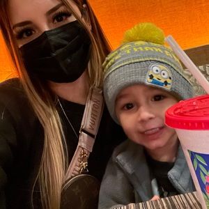 Meet your Posher, Anakaren